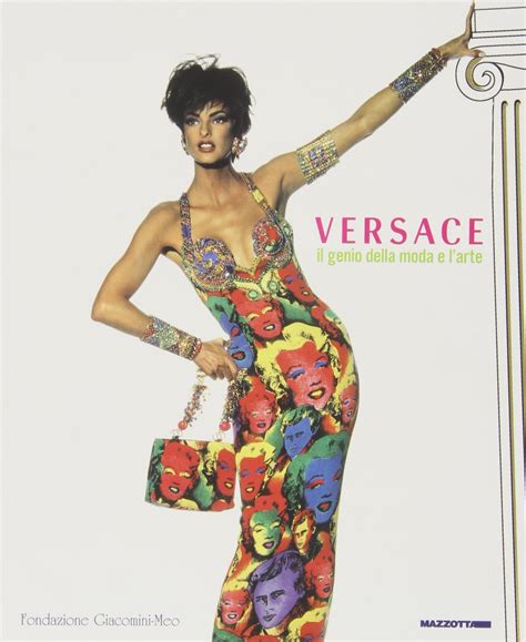 disegni di vestiti di versace|gianni versace.